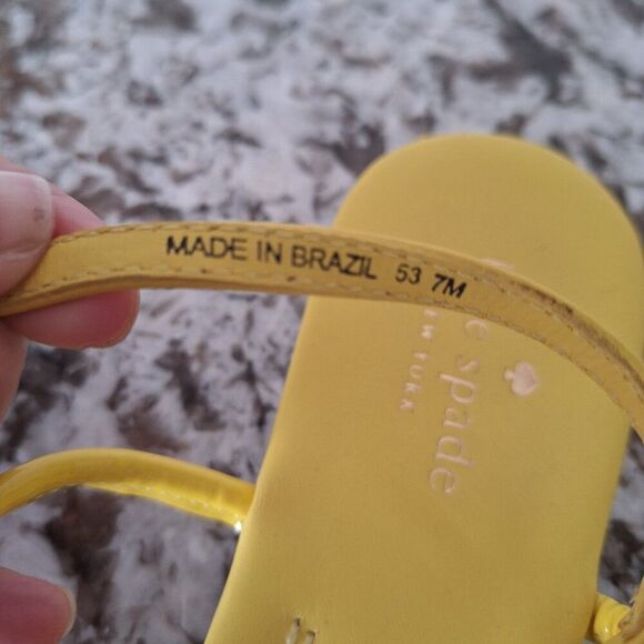 Kate Spade yellow patent leather sandals size 7M - Picture 7 of 8